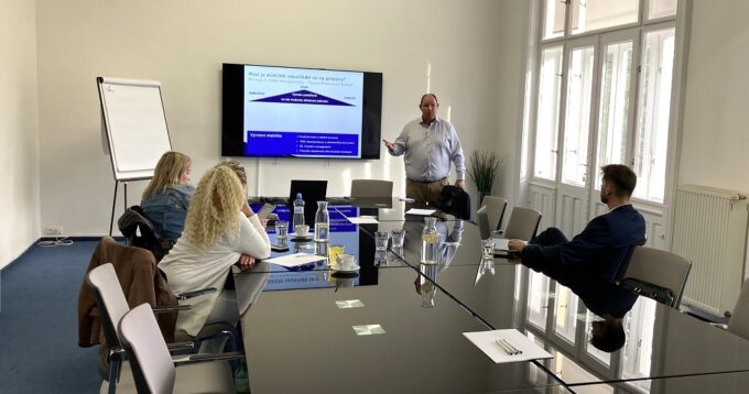 Výučba základného bloku MSc a špecializácií MBA | 12.&nbsp;10. 2024