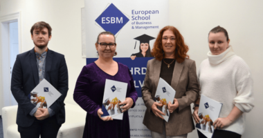 Obhajoby MBA na ESBM